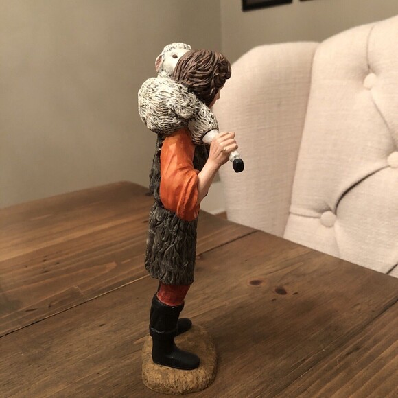 VINTAGE FLAMBRO RENAISSANCE NATIVITY RESIN GABRIEL THE SHEPHERD FIGURINE 1991 - Picture 4 of 9